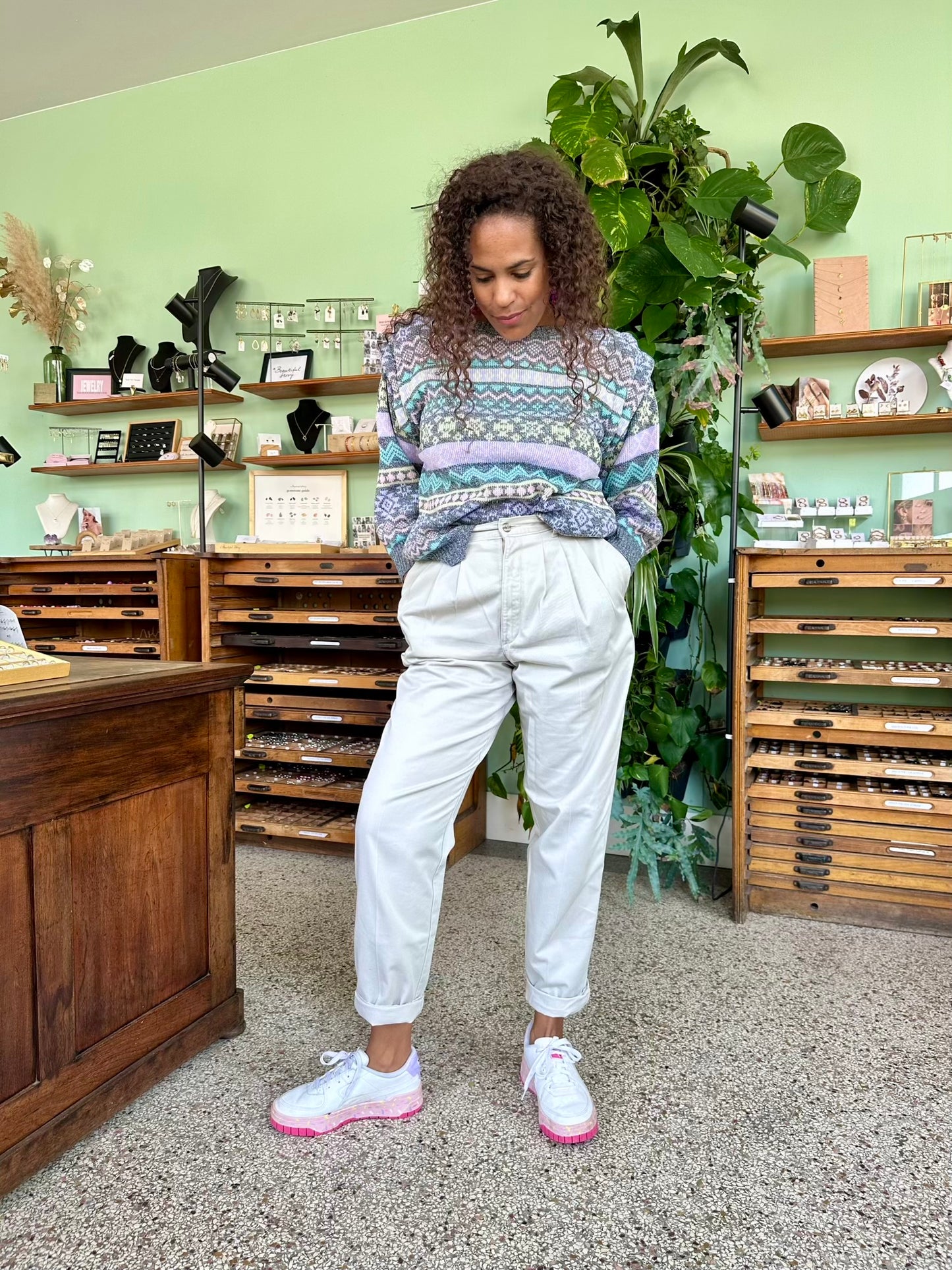 Vintage Lee pantalon in lichtgrijs met wijde bovenbenen en high waist
