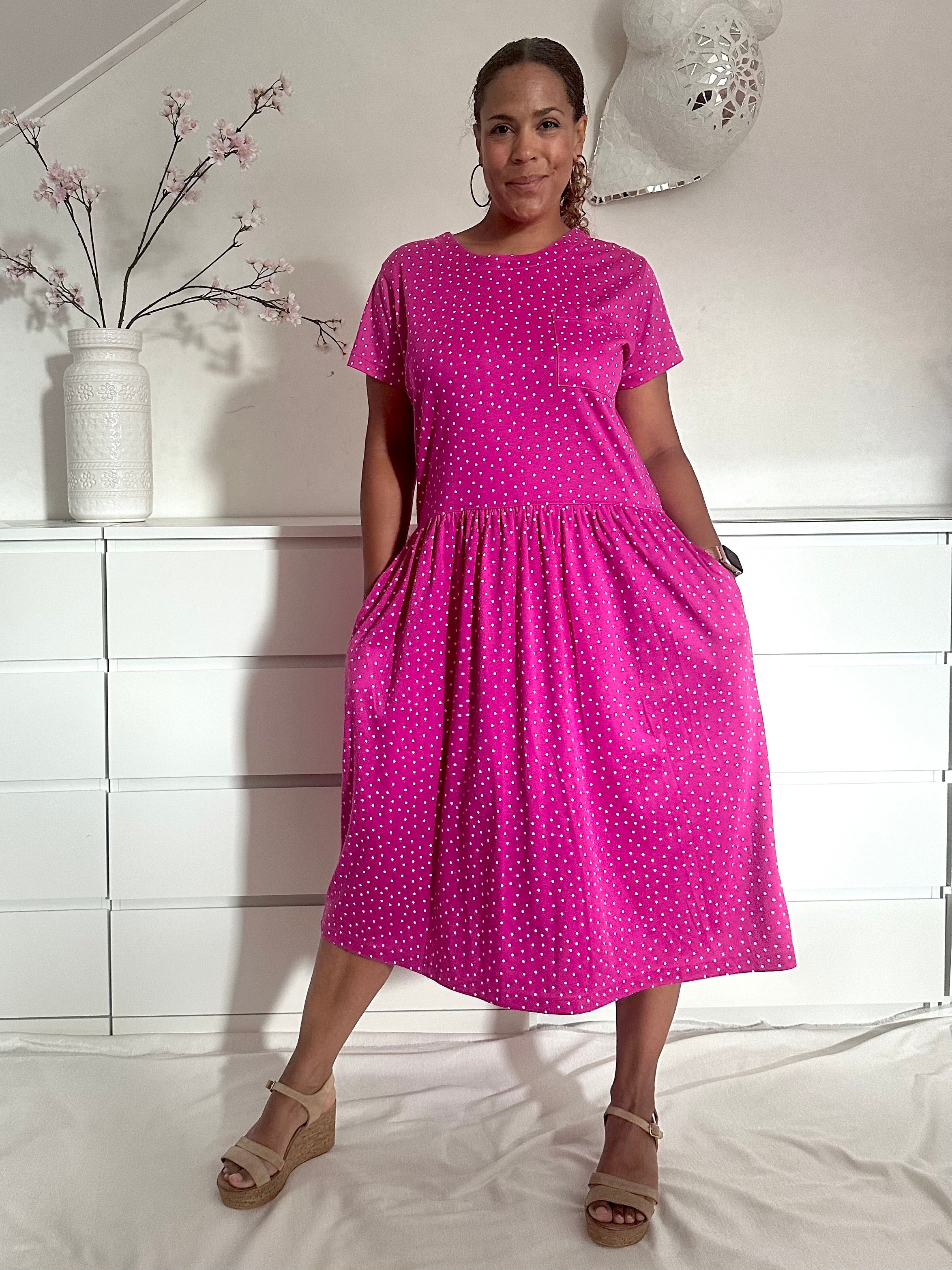 Retro jurk met polka dot patroon in midi lengte met zakken