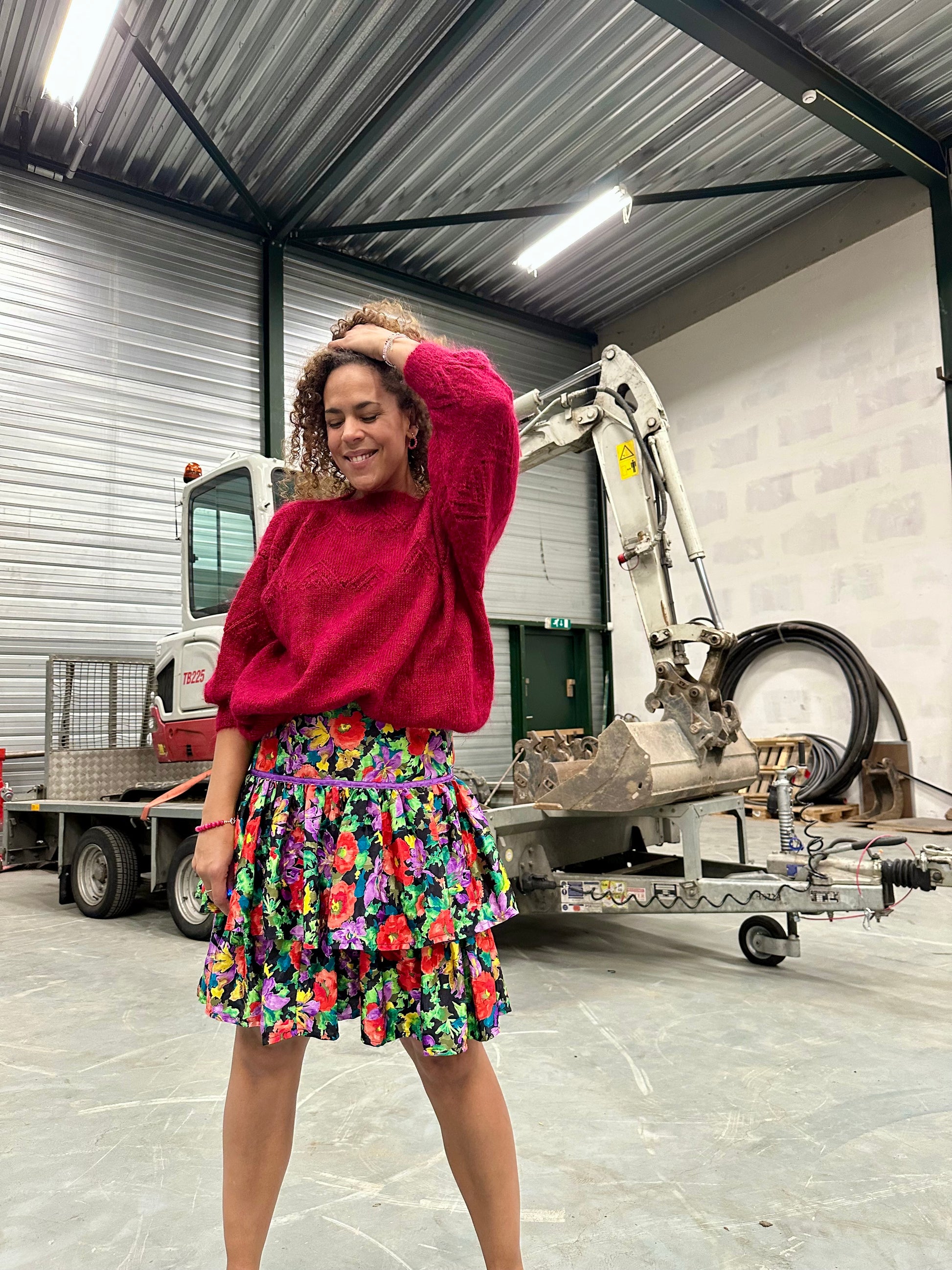 Retro stijl rokje zwart met gekleurde bloemen