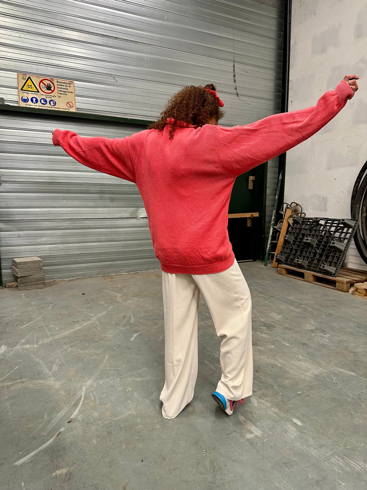 Vintage stijl pull over in koraal kleur grote damesmode