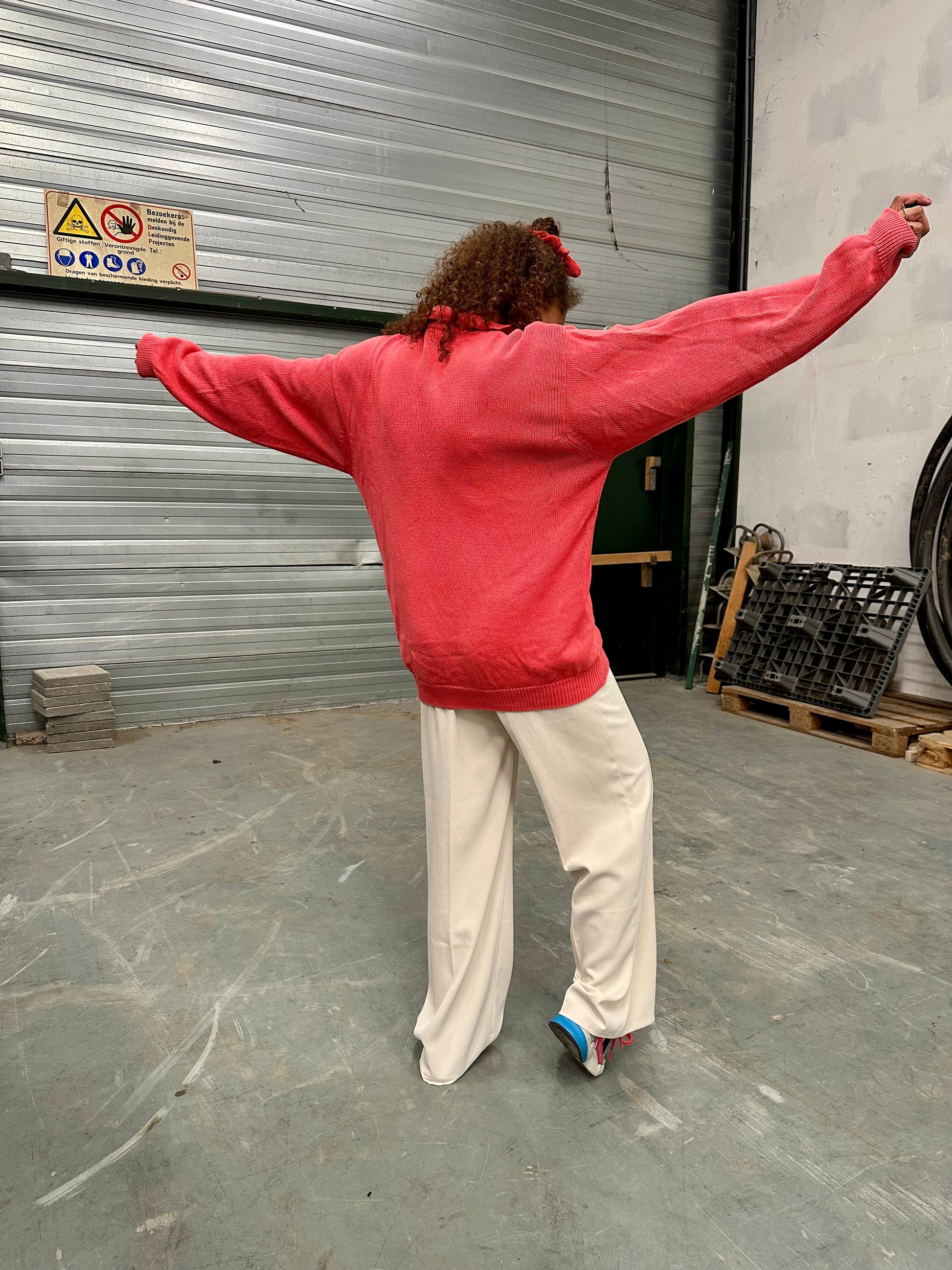 Vintage stijl pull over in koraal kleur grote damesmode