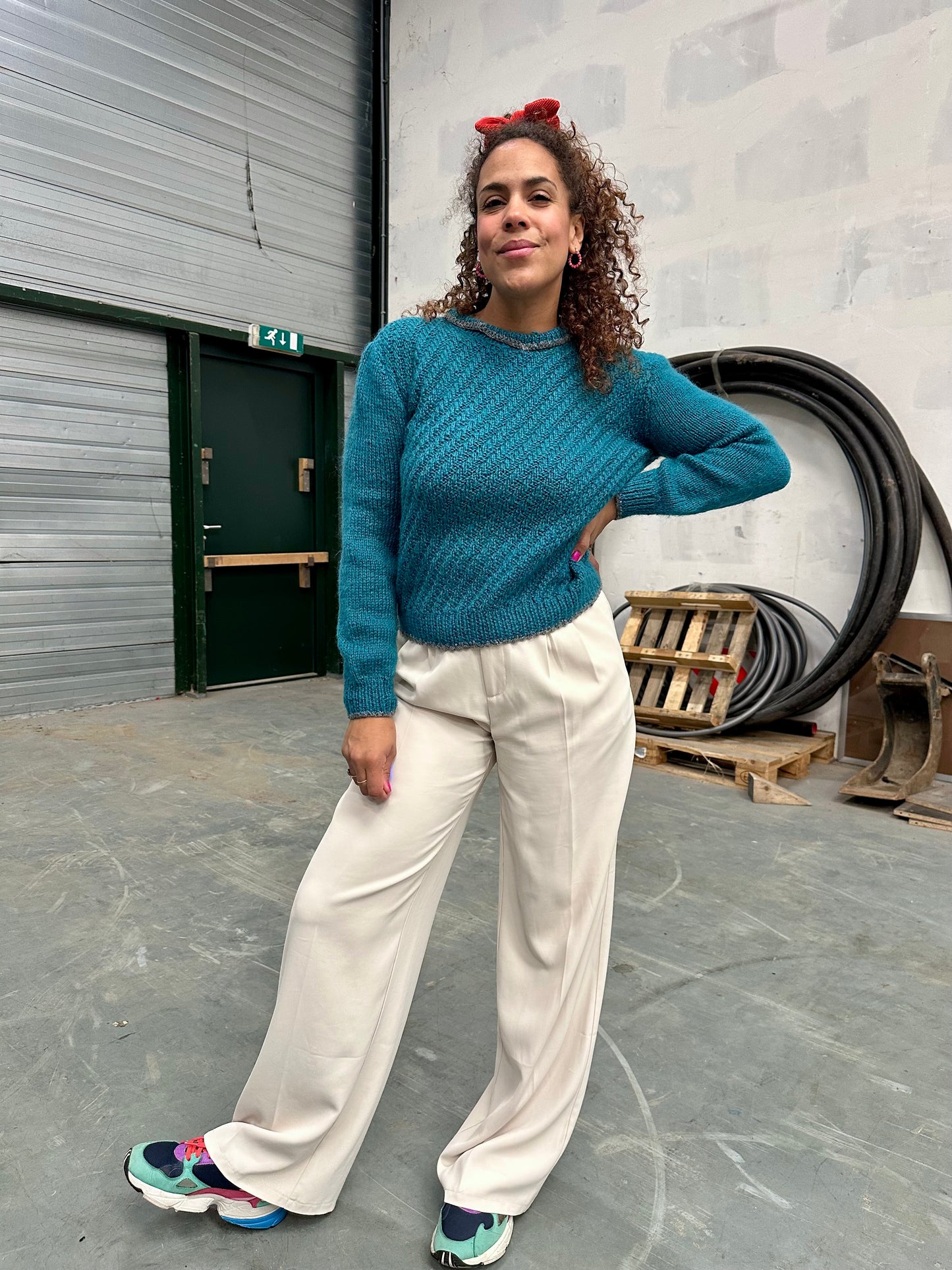 Vintage grofgebreide trui in teal met zilveren details