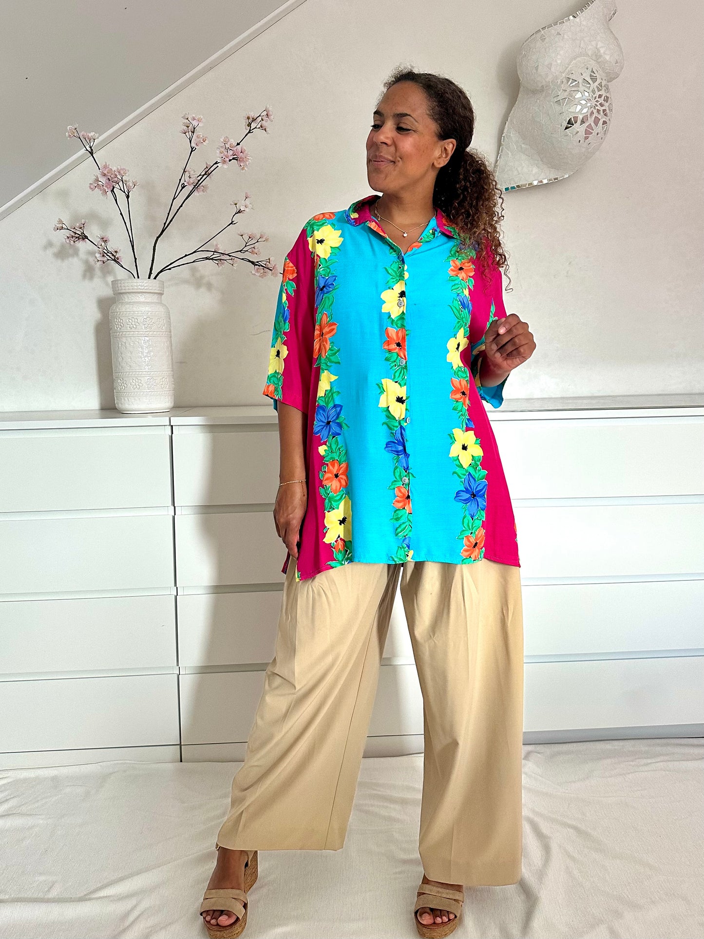 Vintage zomer blouse in grotere maat met rechte pasvorm en vrolijke kleuren