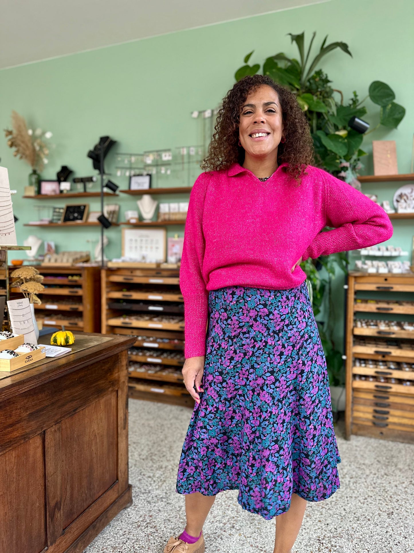 Vintage roze trui met kraagje en zilverdraad