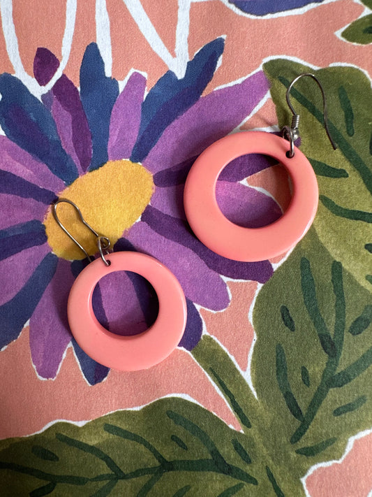 Vintage zalmroze hoops
