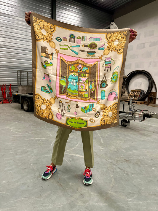 Vintage sjaaltje van zijde poppenspeelgoed