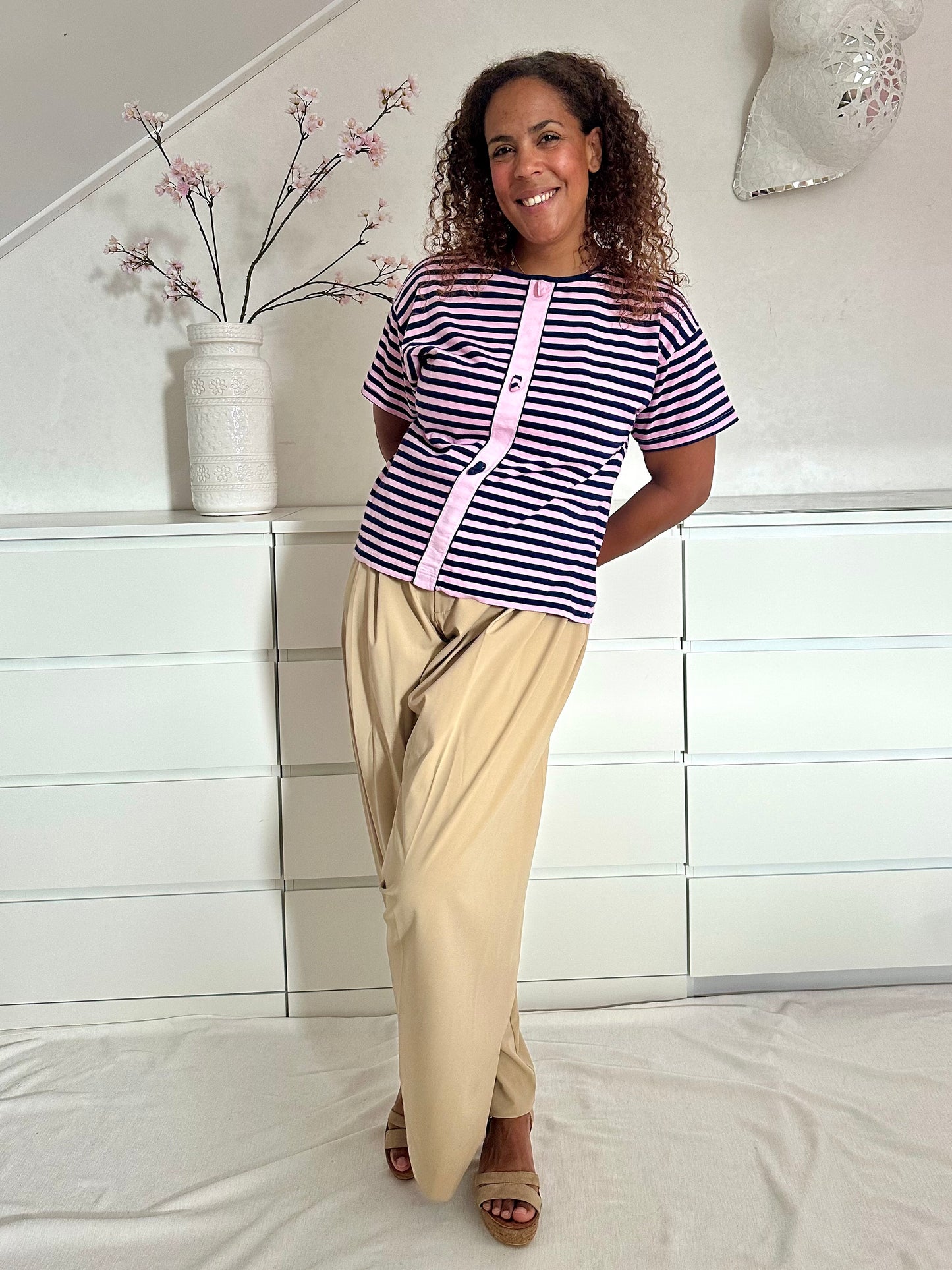 vintage tshirt met horizontale strepen in lichtroze en marine blauw