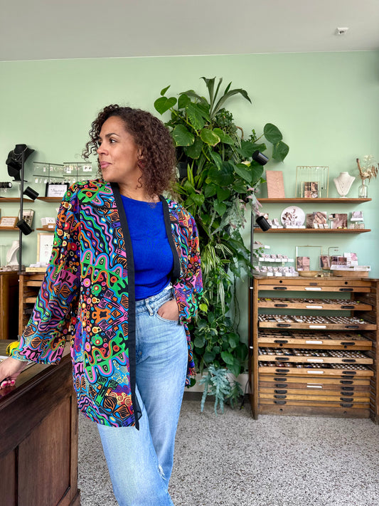 Vintage kimono vestje in zwart met knalkleuren als print