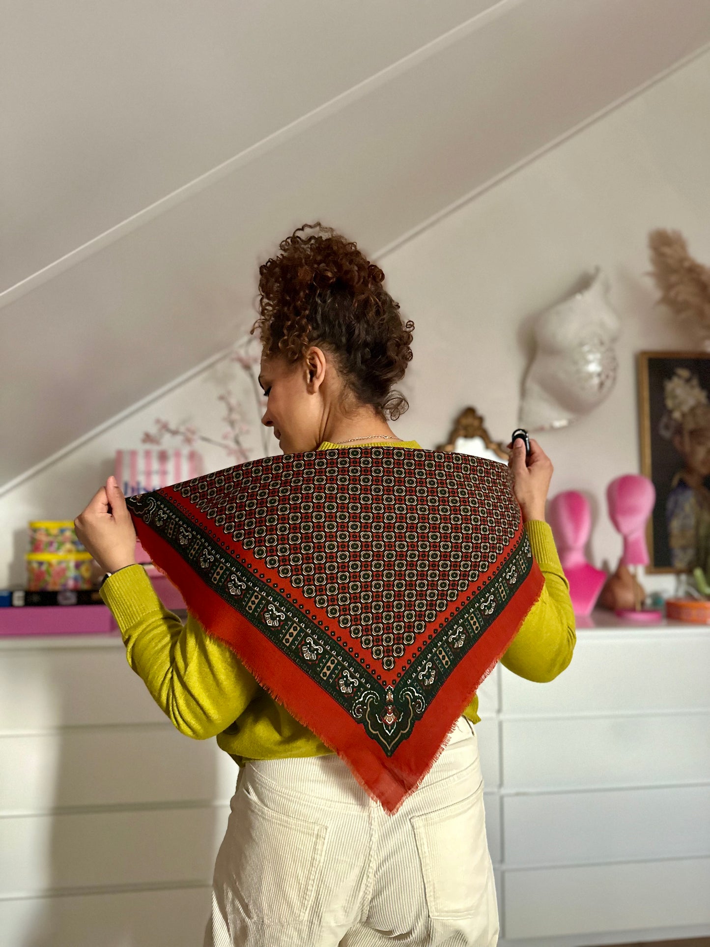 Vintage wollen terra cotta sjaaltje