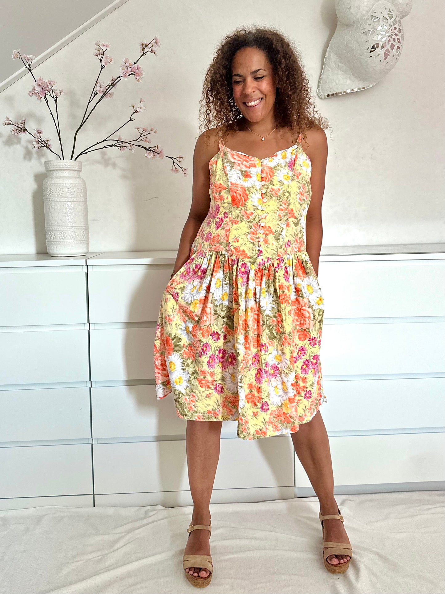 Vintage jurk met bloemenprint in romantische stijl met twee zakken